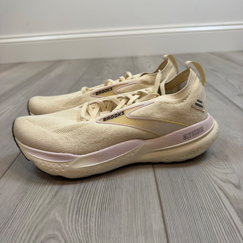 Brooks Glycerin StealthFit 21 Cream Pink Running Shoes 1204101B160 Womens 7.5